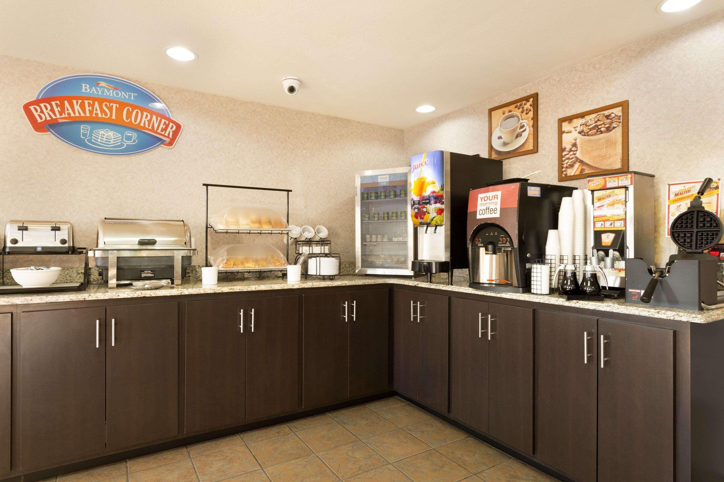 Baymont By Wyndham Motel Gallatin