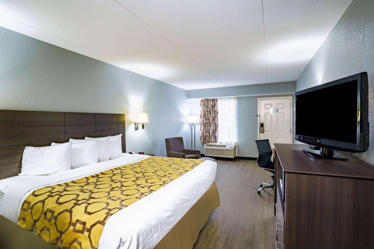 Motel Baymont By Wyndham 2*