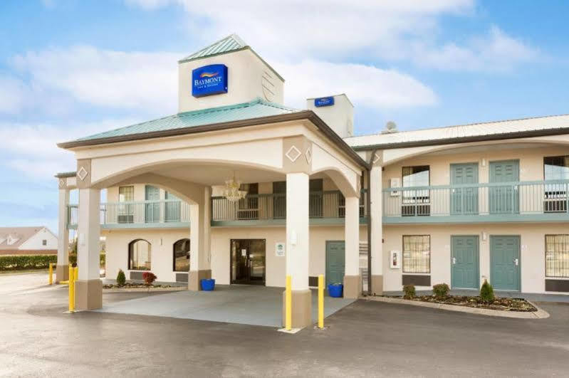 Baymont By Wyndham Motel